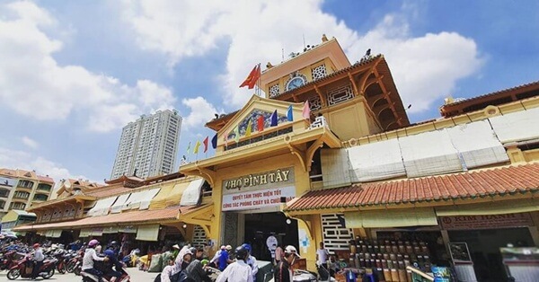 Binh Tay Market