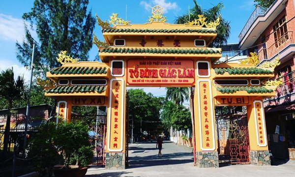 Giac Lam Pagoda