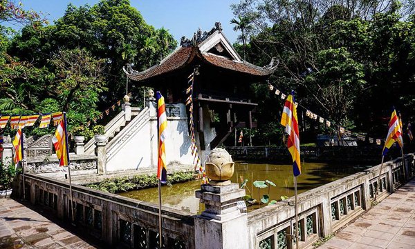 one pillar pagoda