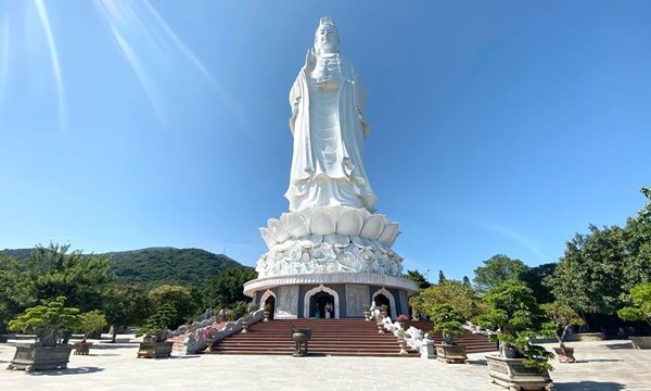 Quan Yin Statue