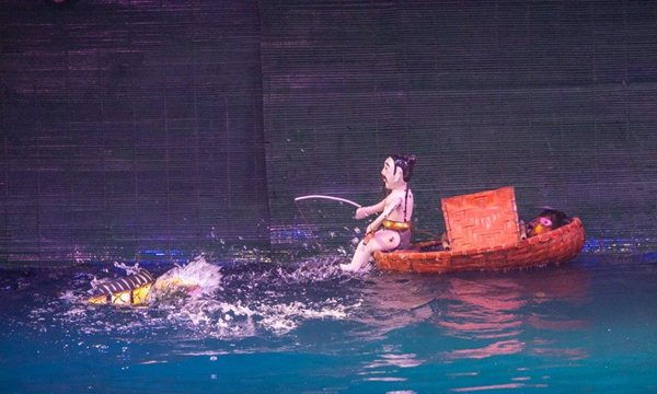 water puppet show hanoi