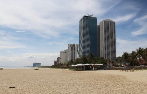 beach in da nang